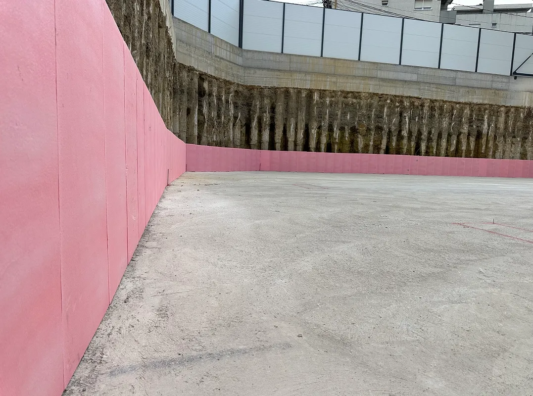 Completion of XPS Insulation and Polyethylene Membrane Layer – Glowing Star, Kalabria – Prishtina